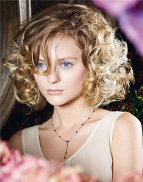 Cute Hairstyles For Curly Hair