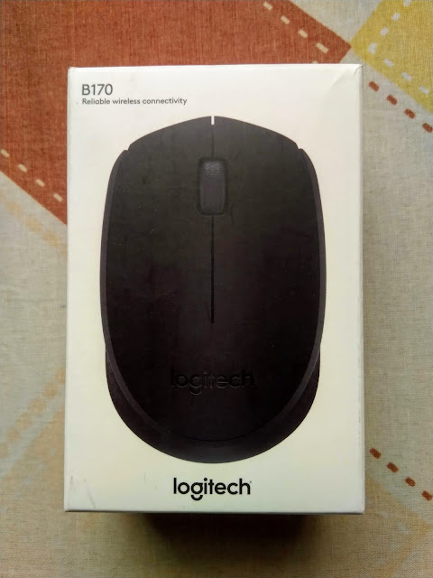 Logitech B170 best wireless mouse under 1000 Rupees in India box