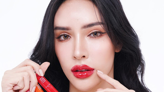 Nisamanee Lertvorapong – Most Beautiful Transgender Lipstick Ad Model