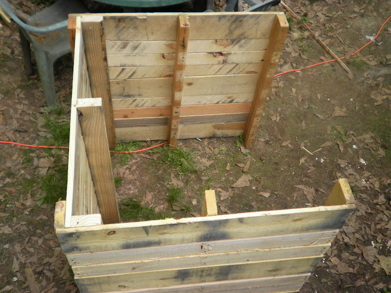Pallet: Simply Self Sufficiency: Duck Pallet House