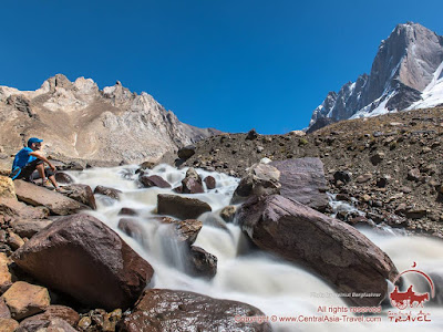 viaje a los picos de Sabakh y Aksú