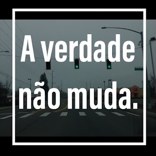 A verdade não é pessoal, flexível, ajustável, evolutiva nem baseada em experiências pessoais, sentimentos, conclusões ou desejos. Idéias e visões de mundo como essas são, na verdade, meras opiniões. Sabe a diferença. 🏛 “Dizendo-se sábios, tornaram-se loucos” (Romanos 1:22) 🛡