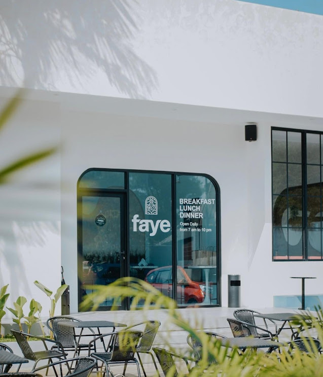 Faye Cafe Pamulang Tangerang Selatan