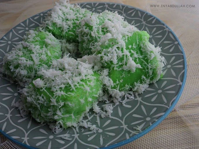 Kuih Kaswi Pandan Lembut Bergedik!