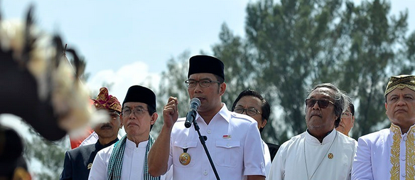 Masya Allah... Semoga Indonesia Di Anugerahkan Pemimpin-Pemimpin Lain yang Seperti Ini! Kang Emil Tegaskan Tentang Atribut Natal di Bandung!