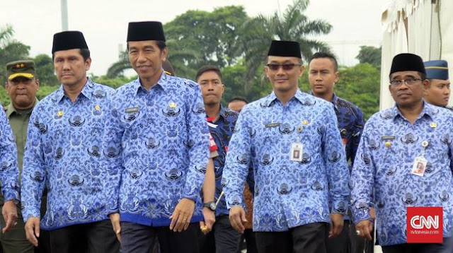 Pendukung Jokowi Pasti Marah Baca Tulisan Ini 'Jokowi Sumber Masalah!'