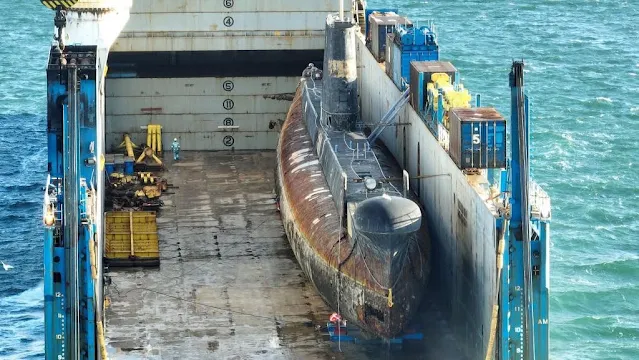 Destino-Final-Salven-al-submarino-HMAS-OTAMA