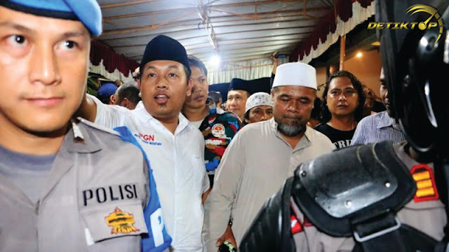 Detiktop - Pembentukan FPI di Semarang ditolak massa dan digagalkan polisi