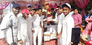 जौनपुर : दिनेश सिंह स्मारक राज्यस्तरीय क्रिकेट प्रतियोगिता संपंन | #NayaSaveraNetwork