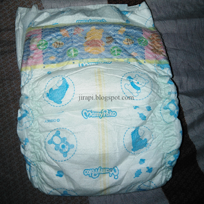 mamypoko tape diaper design