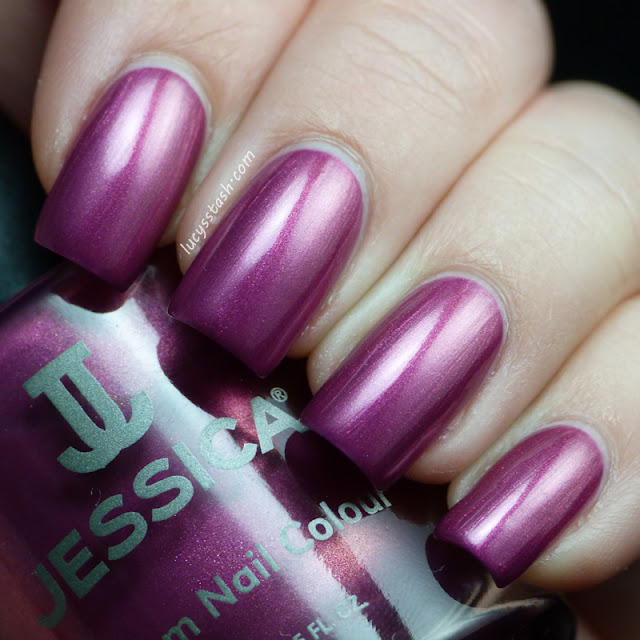 Jessica Foxy Roxy nail polish