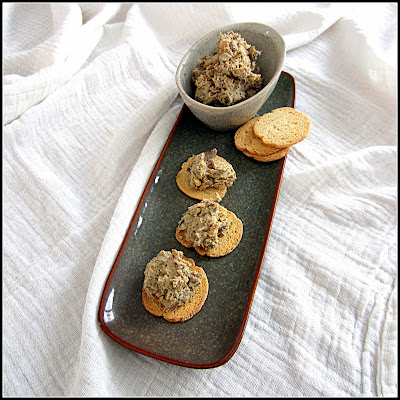 Hors table de Pauline - Houmous de champignons.