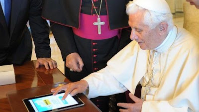 El Papa encenderá el árbol de Navidad más grande del mundo desde un iPad