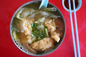 Seafood-Fish-Soup-Kedai-Kopi-Sin-Loi-Johor-Jaya-新圆香海鲜汤-新樂香荼餐室