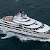 Com'è lo yacht da 700 milioni ormeggiato a Marina di Carrara