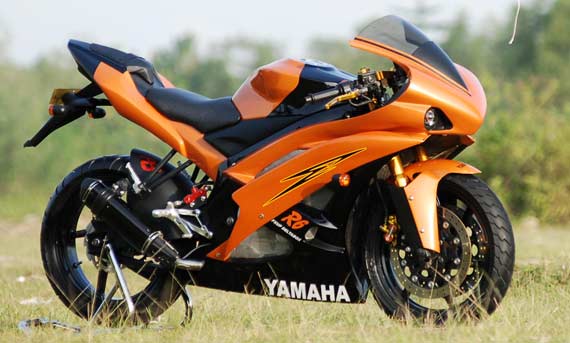 Modifikasi Yamaha Vixion Fairing MotoGP