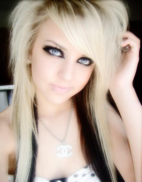 scene emo hairstyles for girls. Girl Emo Haircuts Gallery Two