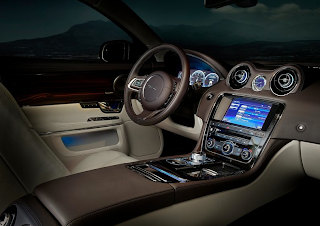 2012 Jaguar XJ Interior