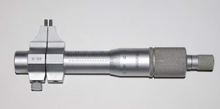 Mikrometer dalam (Inside Micrometer)