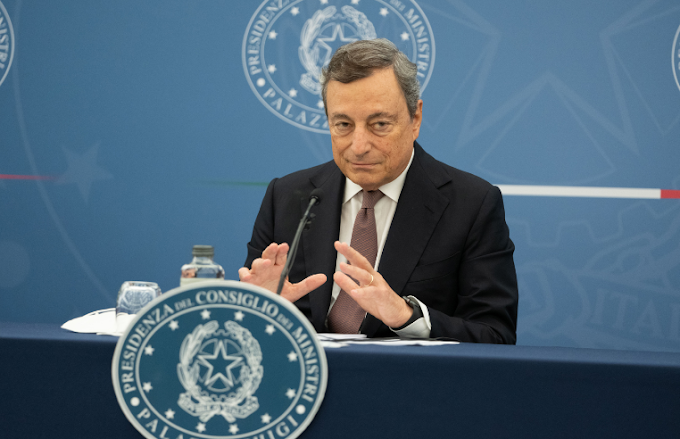 Draghi: "Si alla terza dose"
