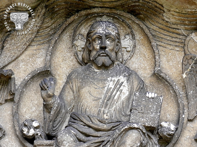 TIL-CHATEL (21) - Eglise romane Saint-Florent (Extérieur) : le portail de la façade