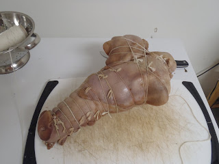 The wrapped pig's head, from the top