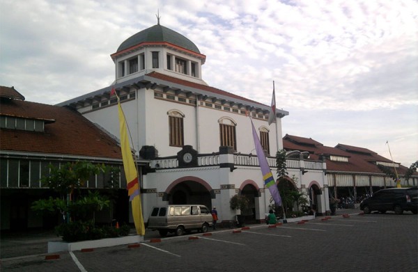 masing kota pasti memiliki suatu kisah historis yang lekat dengan tempo dulu dan justru ma Tempat Wisata Kota Lama Semarang, Saksi Bisu Kerukunan Etnis dan Budaya