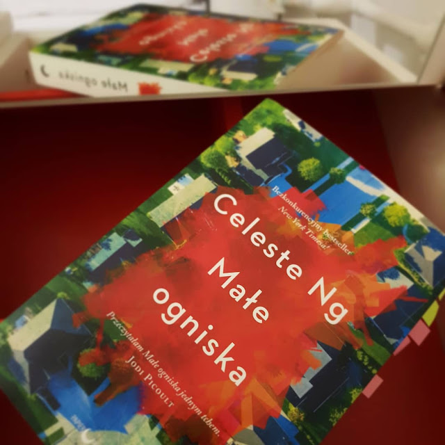 Celeste Ng "Małe ogniska"