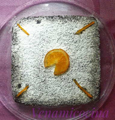 Brownie con Naranja y Nueces