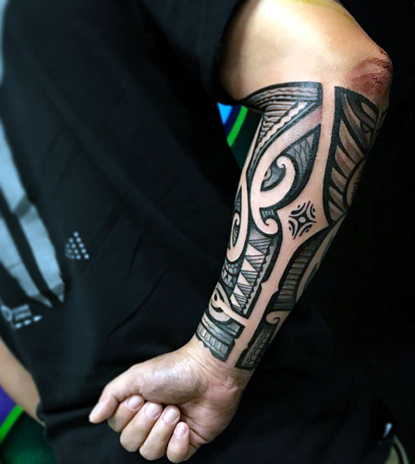 This is an amazing and beautiful tribal tattoo designs blackwork ink tattoos