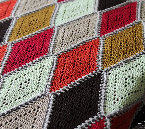 Spicy Diamond Blanket - Free Pattern