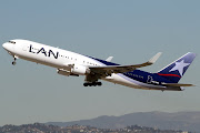 LAN 767352/ER (26261/575) CCCDM climbs from Rwy 25R at Los Angeles . (apfcccdmdptlax)