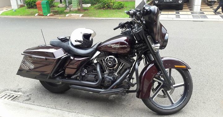 LAPAK MOGE HARLEY  BEKAS  Dijual Harley  Street Glide 2006 