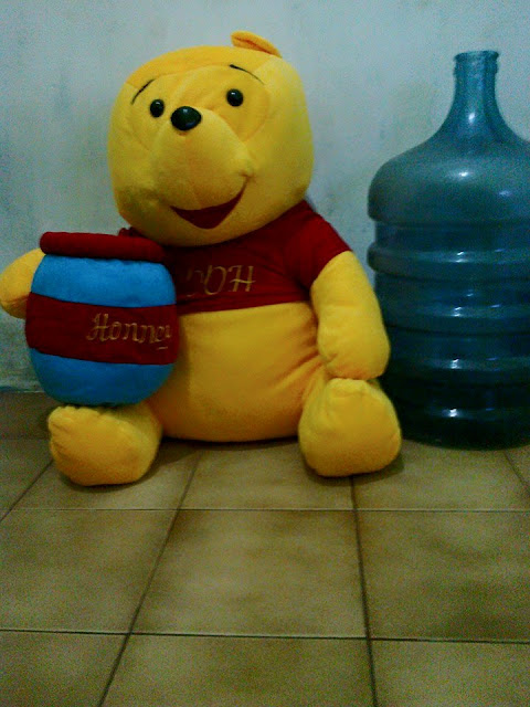 Boneka wini the pooh dengan harga murah HARGA Rp.145.000- + ongkir Rp.35.000,- jabodetabek  CALL 087804322021 PIN 7DDEC90D 24 jam COSTUMER SERVICE BONESKA