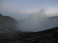 kawah ijen banyuwangi indonesia