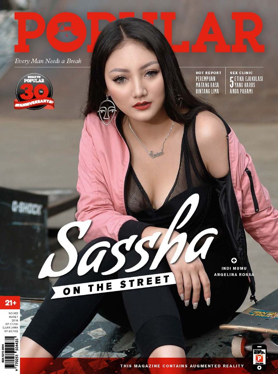Bikini and Lingerie Models  Sassha On The Street Cover 