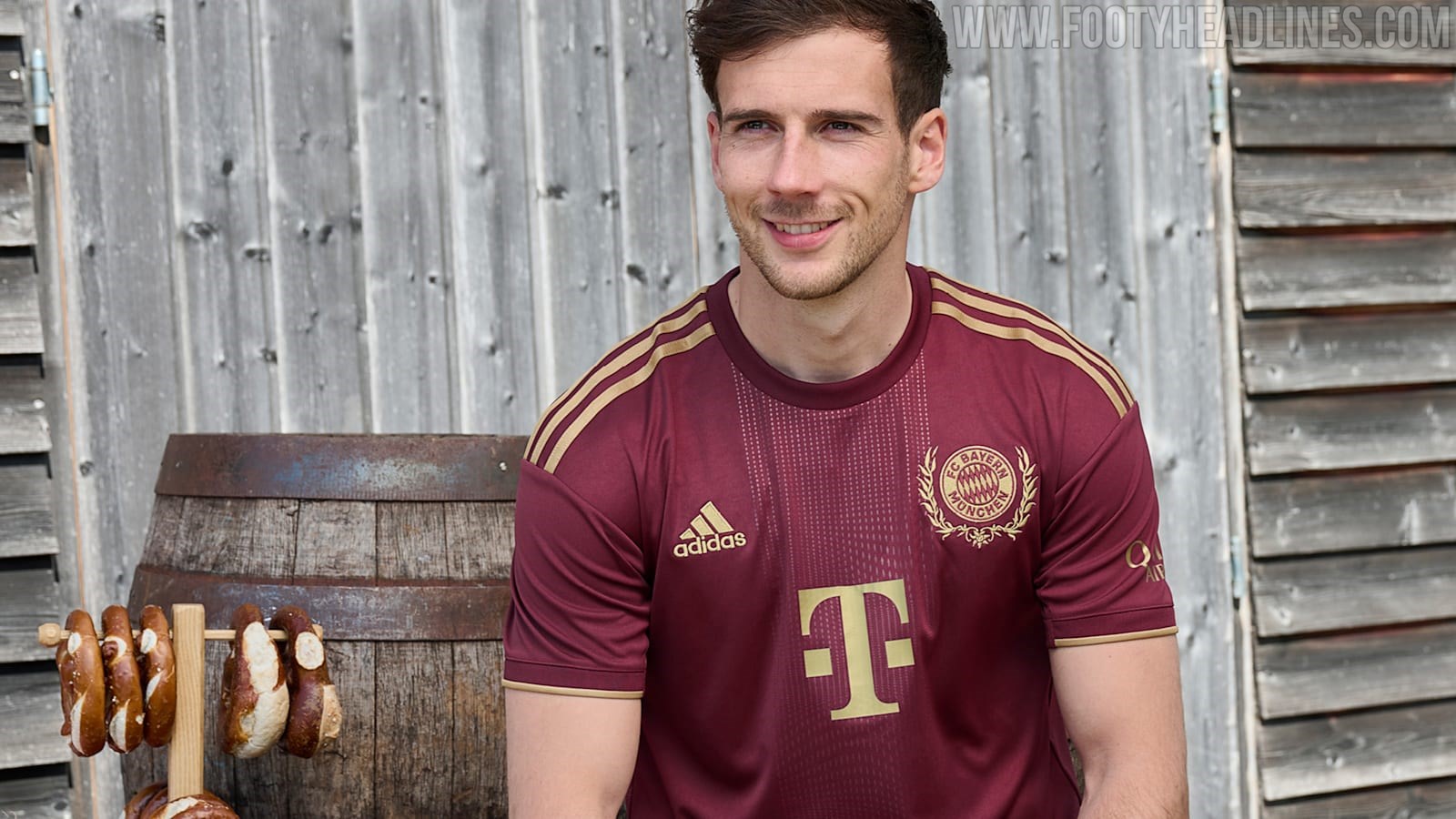 📸The new Bayern Munich shirt for the next Oktoberfest.