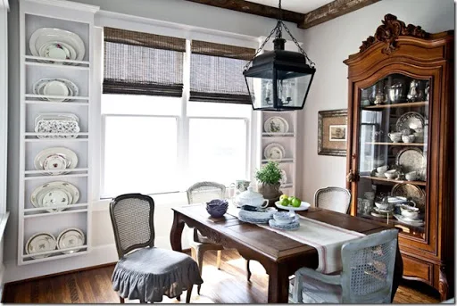 breakfast-room-with-plant breakfast-room-with-plant
