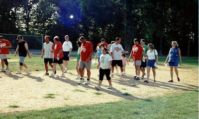 Orchard Inn Picnic... September 8, 2001