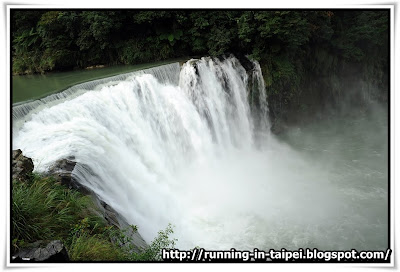 十分瀑布(Shifen Waterfall)