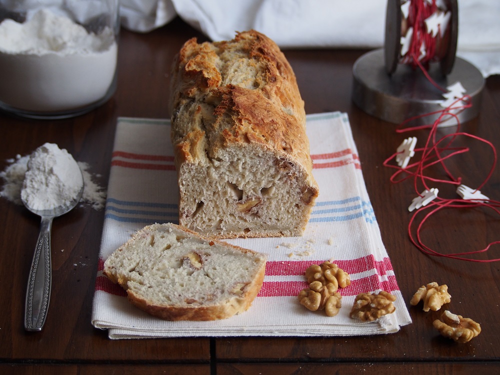 Pane con patate dolci e noci