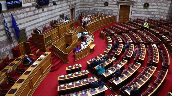 Perase me 166 psifous i protasi tis ND gia exetastiki epitropi