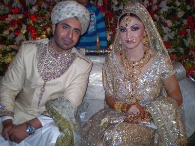 Sana Lollywood Film Famous Actress Wedding Pictures with Husband, Film Actresses,Sana,Lollywood Actresses,