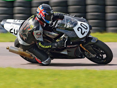 2009 Norton NRV588 Race Action