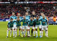 CLUB ATLÉTICO OSASUNA DE PAMPLONA. Temporada 2019-20. Raúl Navas, Oier, David García, Sergio Herrera, Roncaglia. Rubén García, Darko Brasanac, Roberto Torres, Fran Mérida, Estupiñán y Chimy Ávila. ATLÉTICO DE MADRID 2 CLUB ATLÉTICO OSASUNA DE PAMPLONA 0. 14/12/2019. Campeonato de Liga de 1ª División, jornada 17. Madrid, estadio Wanda-Metropolitano, 46.033 espectadores. GOLES: 1-0: 67’, Morata. 2-0: 75’, Saúl.