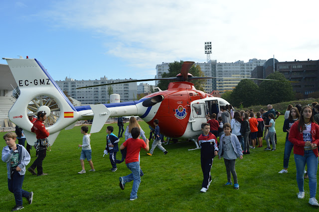 Exhibición de la Ertzaintza en la ciudad deportiva San Vicente