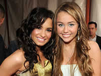 Miley Cyrus e Demi Lovato: Melhores amigas