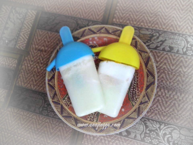 Homemade Aiskrim Kelapa