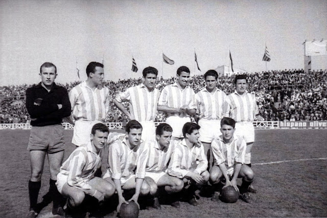 📸REAL VALLADOLID DEPORTIVO 📆12 abril 1959 ⬆️Benegas, Tini, Matito, Lesmes I, García, Pontoni. ⬇Mirlo, Pereda, Morollón, Ramírez y Beascoechea. REAL VALLADOLID DEPORTIVO 5 🆚 C. D. TARRASA 0 Domingo 12/04/1959, 17:00 horas. Campeonato de Liga de 2ª División, Grupo Norte, jornada 29. Valladolid, estadio Municipal José Zorrilla. GOLES: ⚽1-0: 12’, Matito. ⚽2-0: 40’, Ramírez. ⚽3-0: 60’, Pereda. ⚽4-0: 77’, Morollón. ⚽5-0: 89’, Matito.