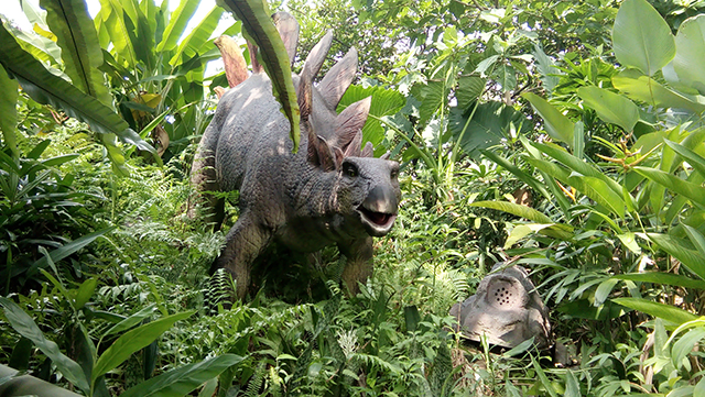 Taman Legenda TMII, Bermain di Petualangan Dinosaurus yuk!